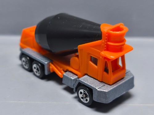 Hot wheels 1997 exclusive - hot,